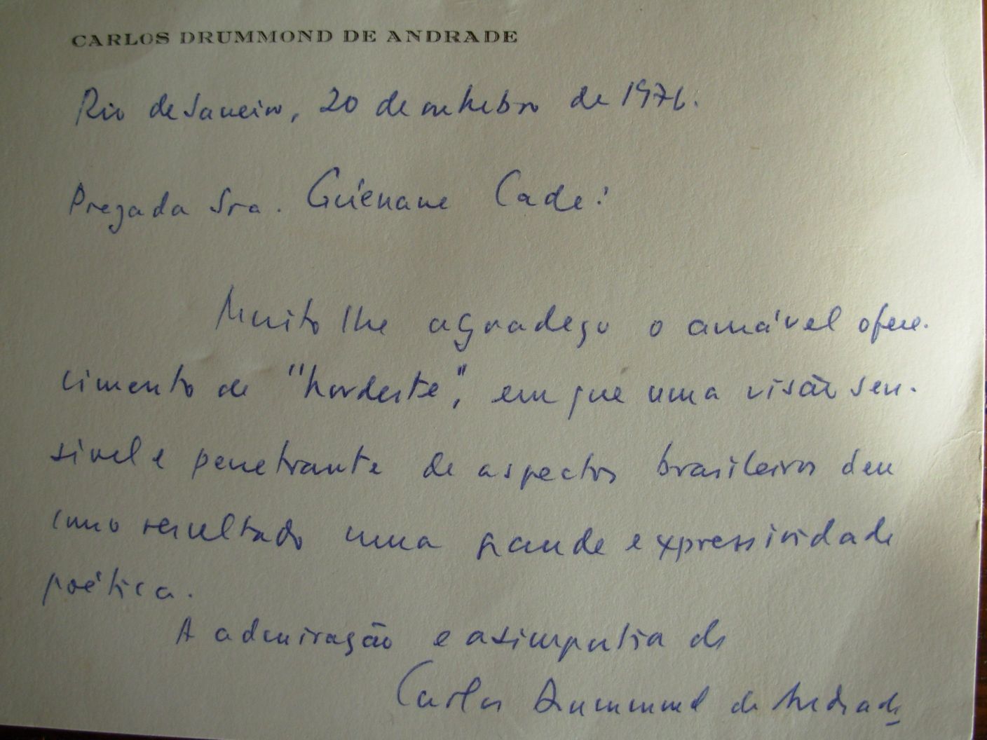 Guénane - Carlos Drummond de Andrade.